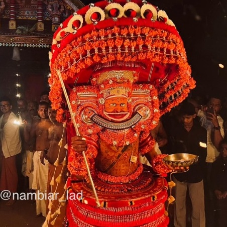 Aadimooliyadan Daivam Theyyam