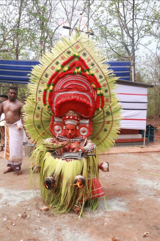 Karuvanthottu Bhagavathi Theyyam