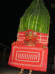 Moolampetta Bhagavathi Theyyam / Paadikuttiyamma Theyyam