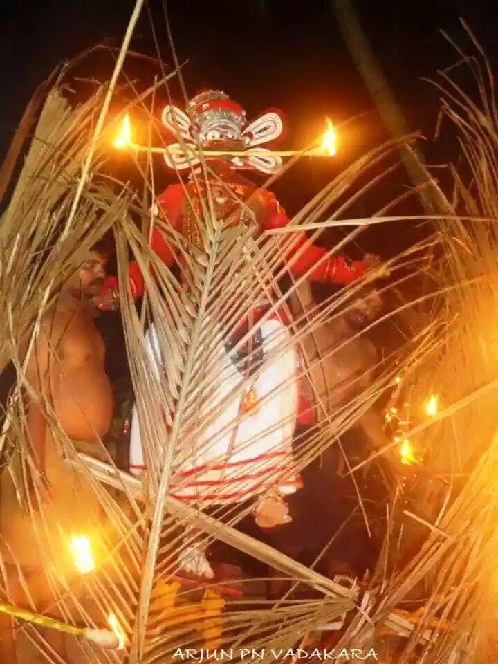 Parakkuttichathan Theyyam