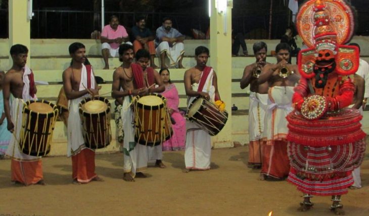 Thacholi Othenan Theyyam