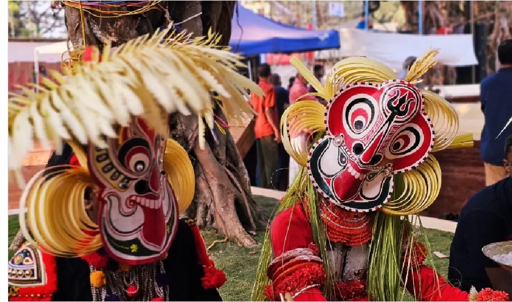 Akamkalan Theyyam & Puramkalan Theyyam