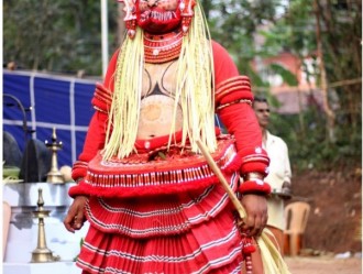 Bappooran Theyyam / Bappooranmar Theyyam / Bapooriyan Theyyam / Bappiriyan Theyyam / Arya Bappiriyan Theyyam