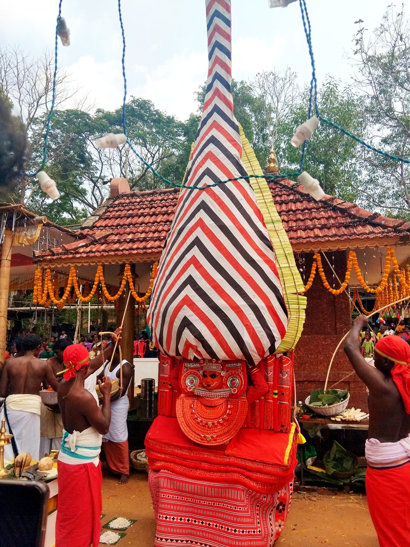Bhagavathi Theyyam / Bhagavathi Thira