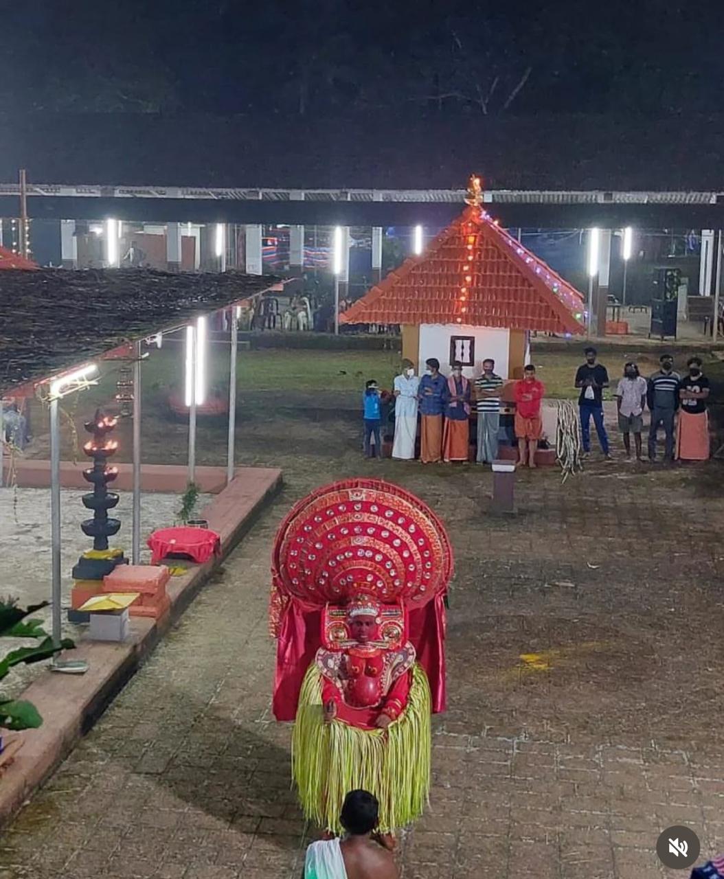 Cheriya Bhagavathi Theyyam / Cheriya Pothi Theyyam