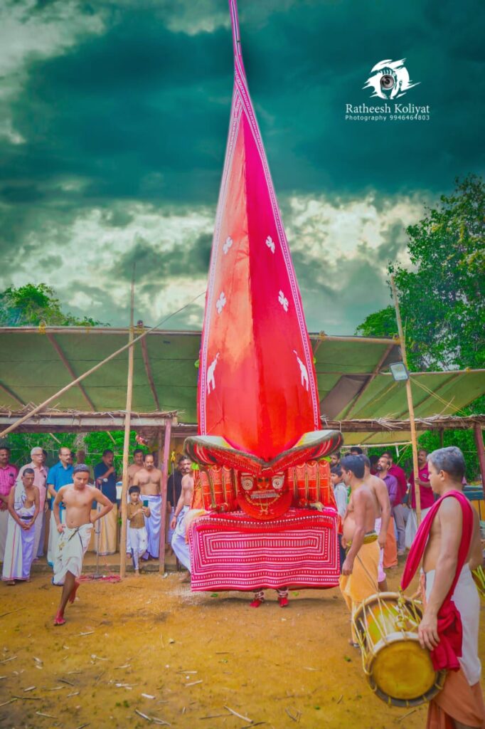 Kuduvakkulangara Bhagavathi Theyyam
