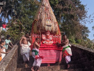 Kammadath Bhagavathi Theyyam / Kammadathamma Theyyam / Dhandyanganath Bhagavathi Theyyam