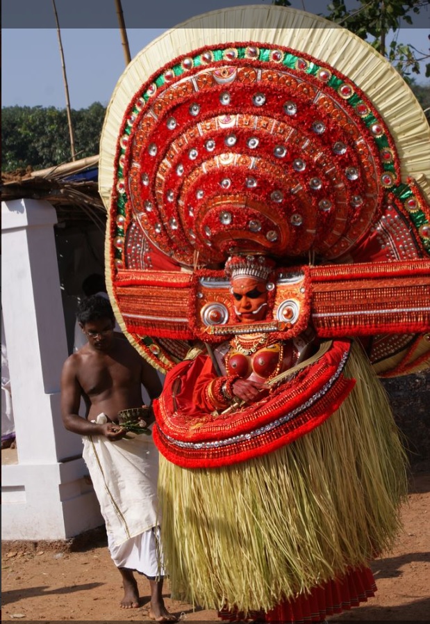 Kanakkara Bhagavathiyamma Theyyam / Kadavath Bhagavathi Theyyam
