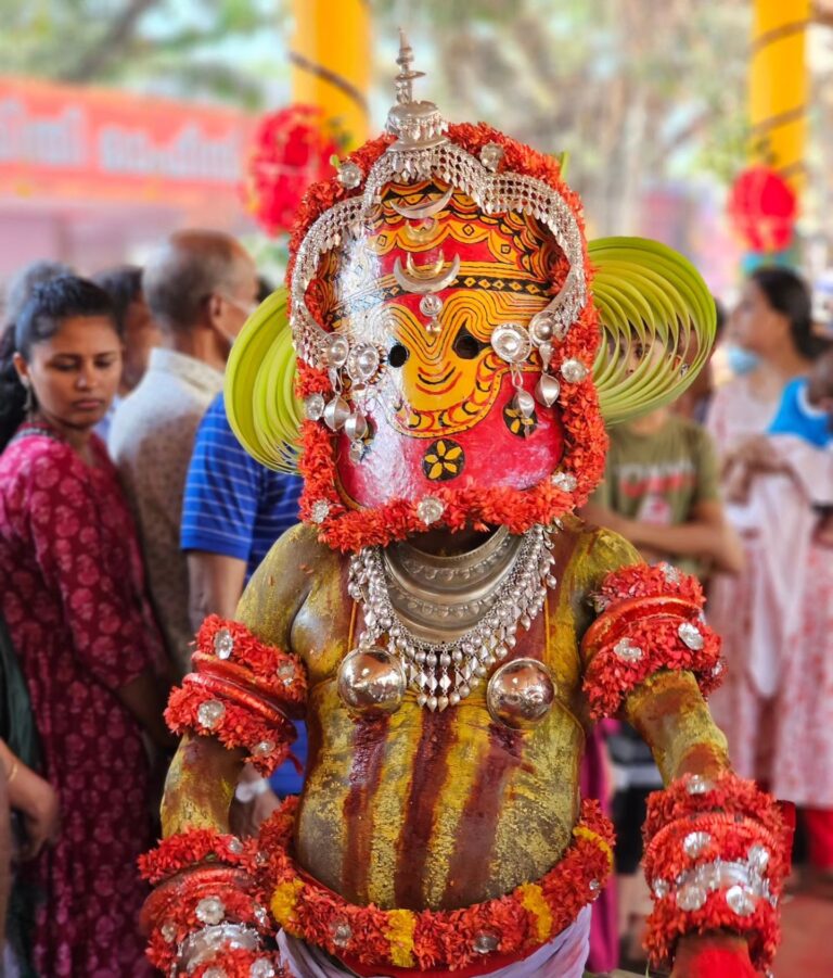 Kattumudantha Theyyam / Kattumudanthemma Theyyam