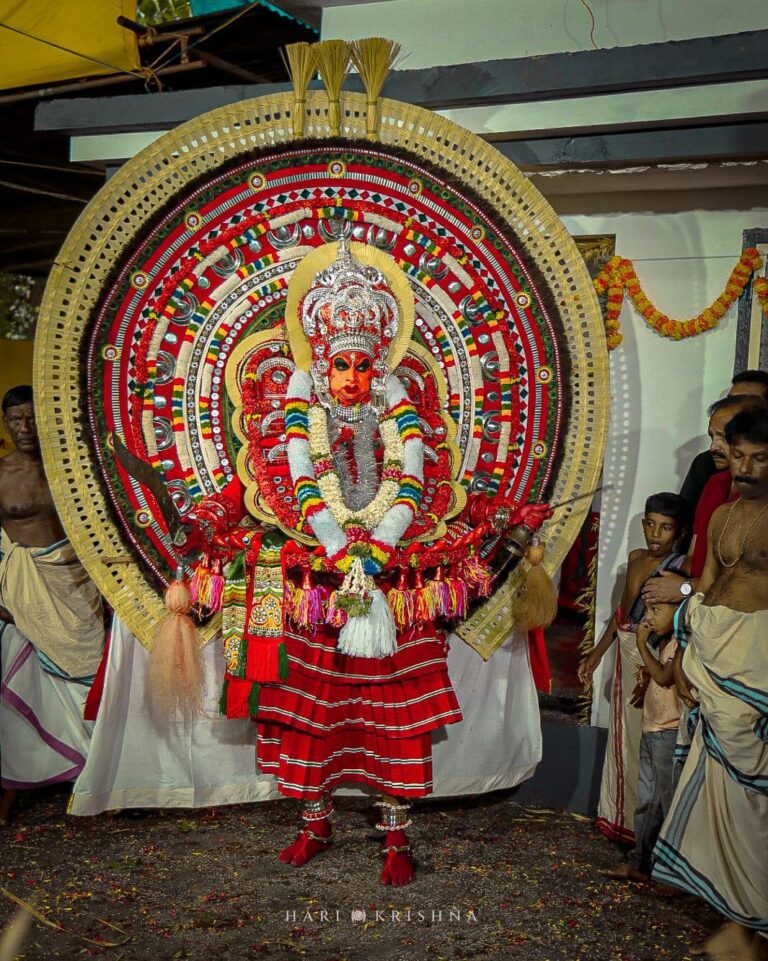 Kizhakkeveettil Chamundiyamma Theyyam
