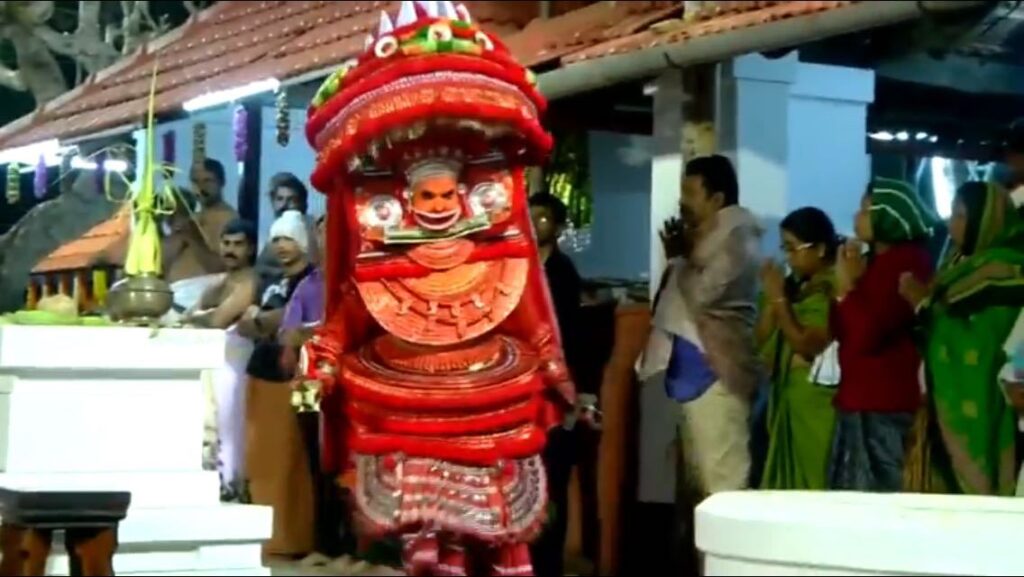 Koodeyullor Bhagavathi Theyyam