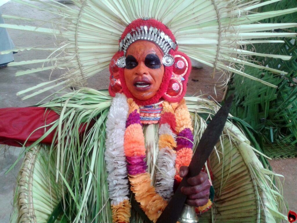 Kudumba Theyyam / Kudumbath Panchuruli Theyyam (Tulu Theyyam)