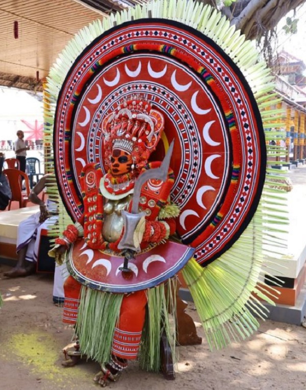 Kundor Chamundi Theyyam / Kundadi Chamundi Theyyam