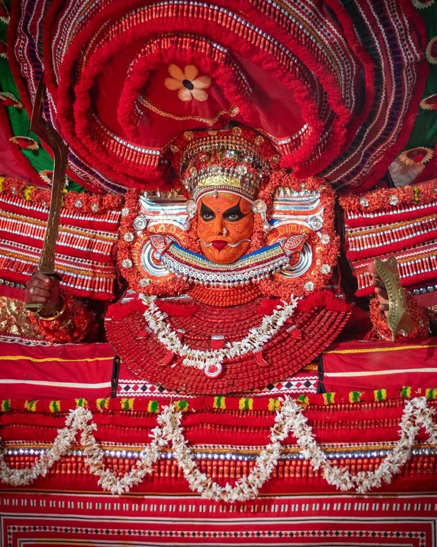 Nidumbrath Bhagavathi Theyyam