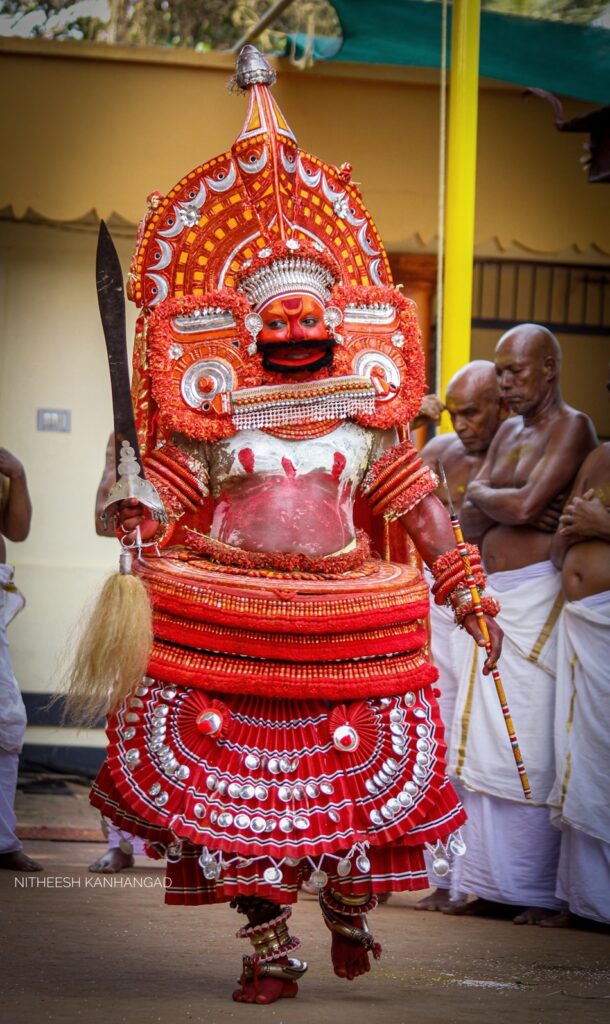 Palanthayi Kannan Theyyam