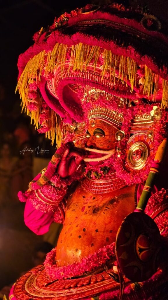 Perumpuzhayachan Theyyam