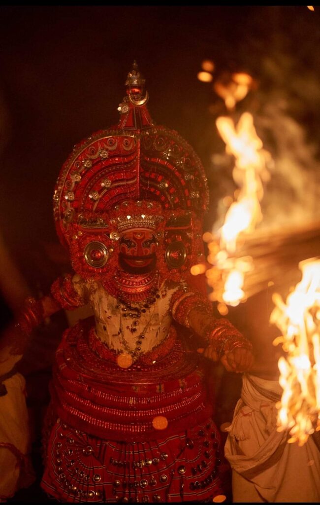 Ponnuan Thondachan Theyyam