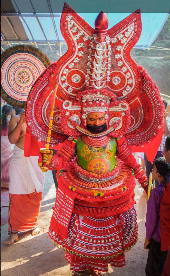 Poomaruthan Theyyam