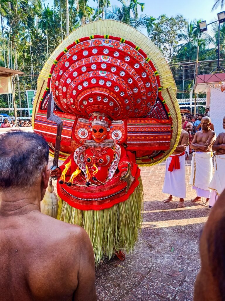 Poyyakkal Bhagavathi Theyyam