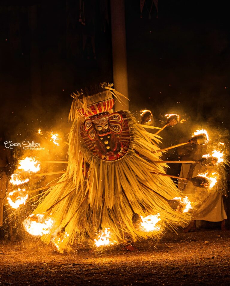 Theekuttichathan Theyyam