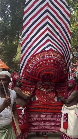 Thiruvarmozhiyamma Theyyam