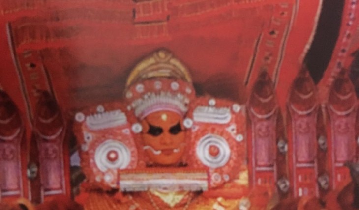 Vengakkot Bhagavathi Theyyam
